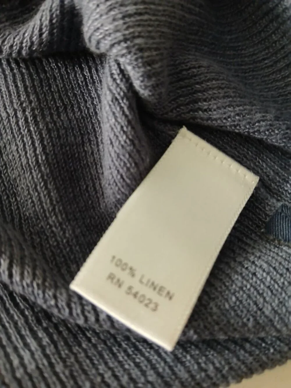 Men's Banana Republic 100% Linen V-Neck Sweater size - M